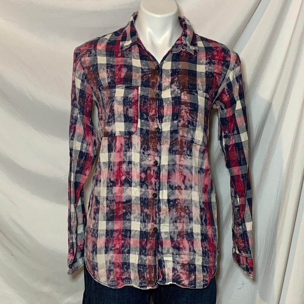 Vanilla Star Bleach Distressed Plaid Button Down S